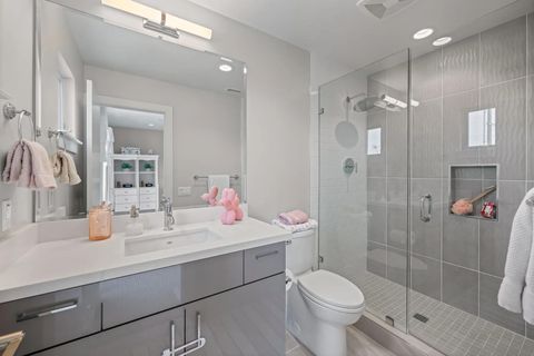 Tiny photo for 3030 Jarvis St #2, San Diego, CA 92106 (MLS # 250042697)
