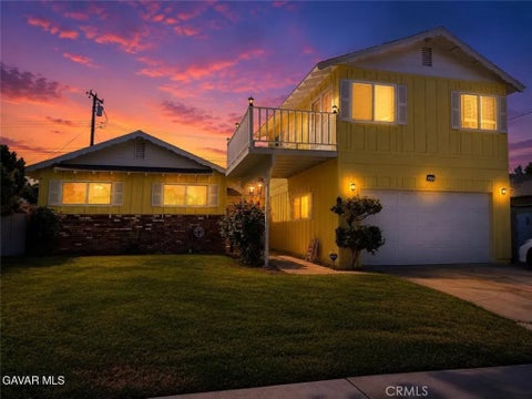 Photo of 554 W Avenue J-11, Lancaster, CA 93534 (MLS # SR26214132)