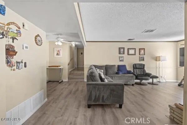 554 W Avenue J-11
