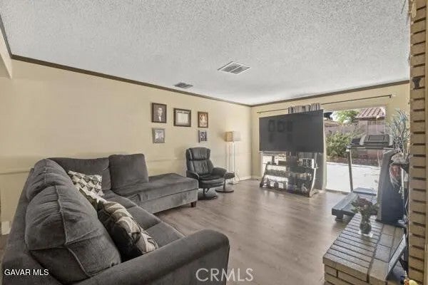 554 W Avenue J-11