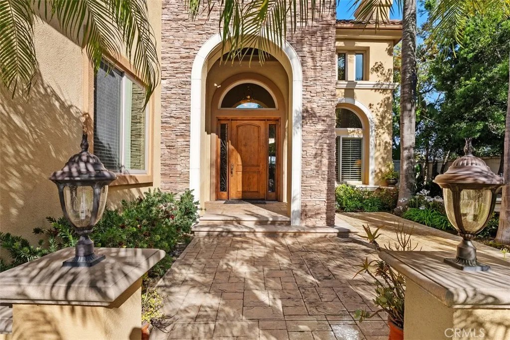 18 Claremont