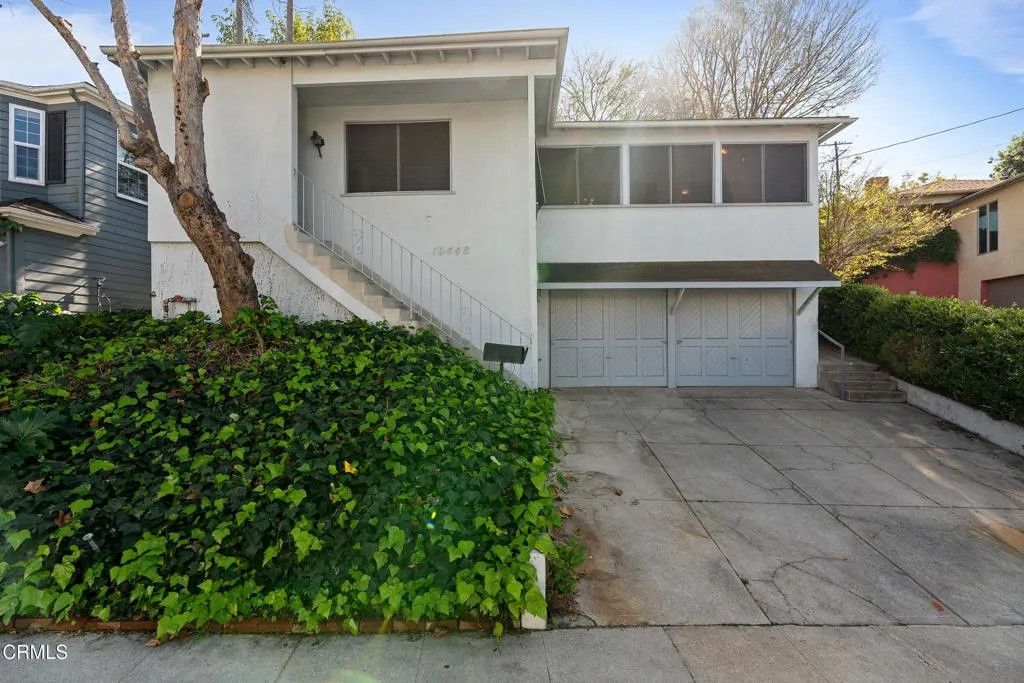 Photo of 10448 Cheviot Drive, Los Angeles, CA 90064 (MLS # P1-25750)