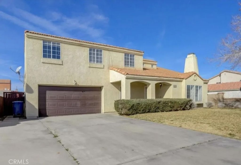 Photo of 38063 Wesley Court, Palmdale, CA 93552 (MLS # CV26061921)