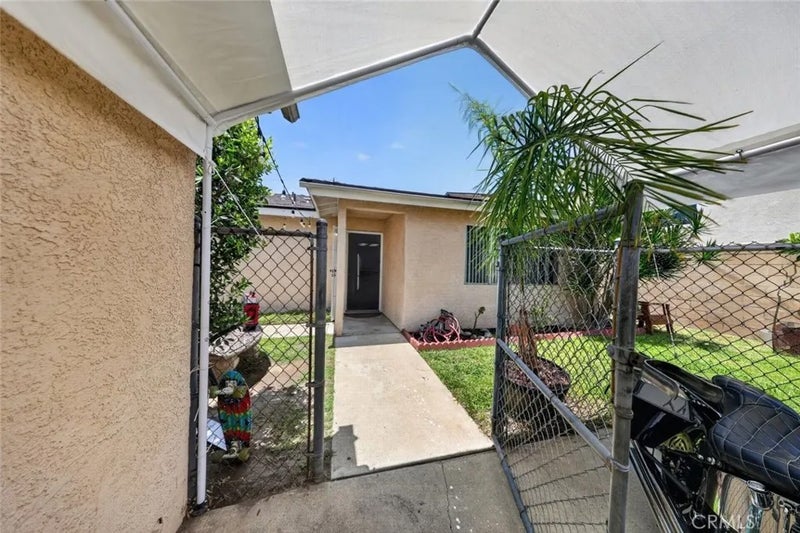 1012 N Vernon Avenue