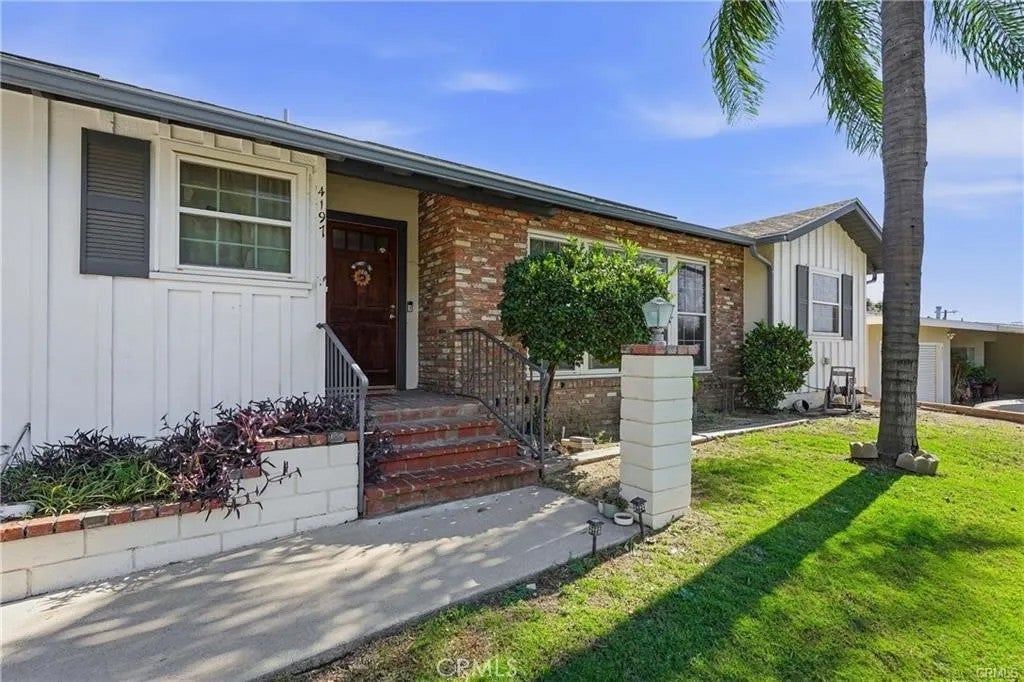 Photo of 4197 Newport Court, San Bernardino, CA 92404 (MLS # IV26234598)