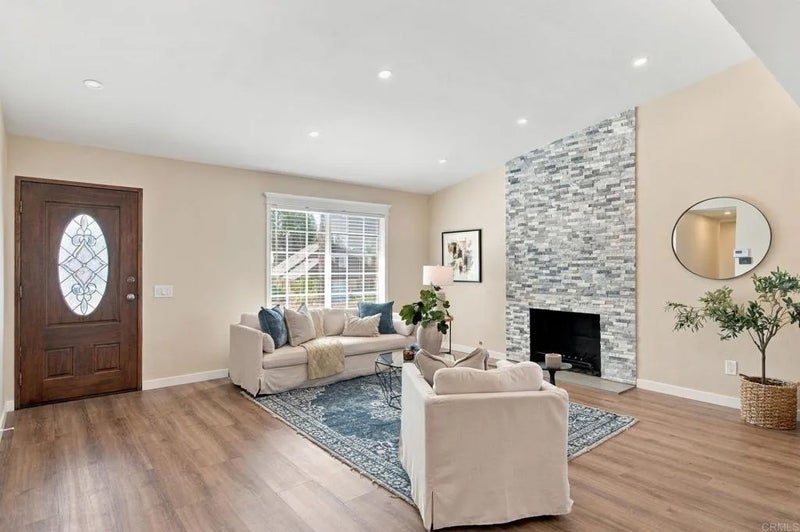 119 Meadowlark Avenue
