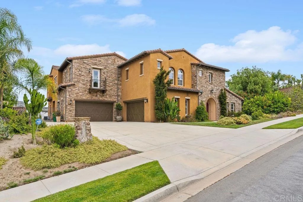 5544 Papagallo Drive