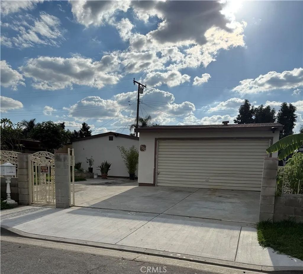Photo of 15222 Hartsville St, La Puente, CA 91744 (MLS # IV25263424)