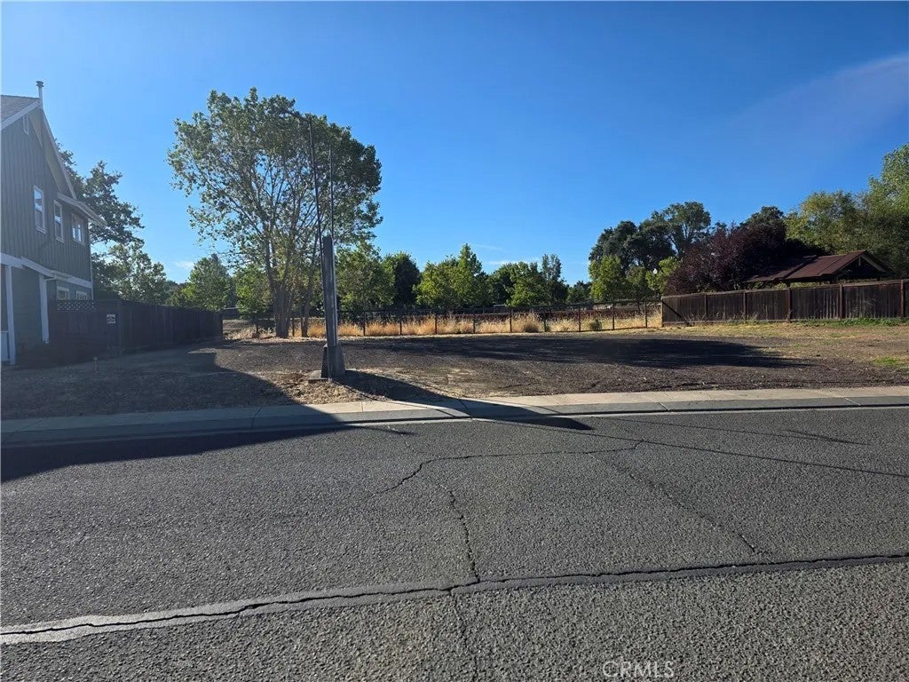 Photo of 1254 Wrigley ST, Lakeport, CA 95453 (MLS # LC26160956)