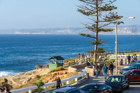 Tiny photo for 939 Coast Blvd #4A, La Jolla, CA 92037 (MLS # 250028424)