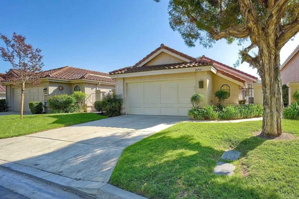 Photo of 28758 Vista Valley Dr, Vista, CA 92084 (MLS # NDP2603058)