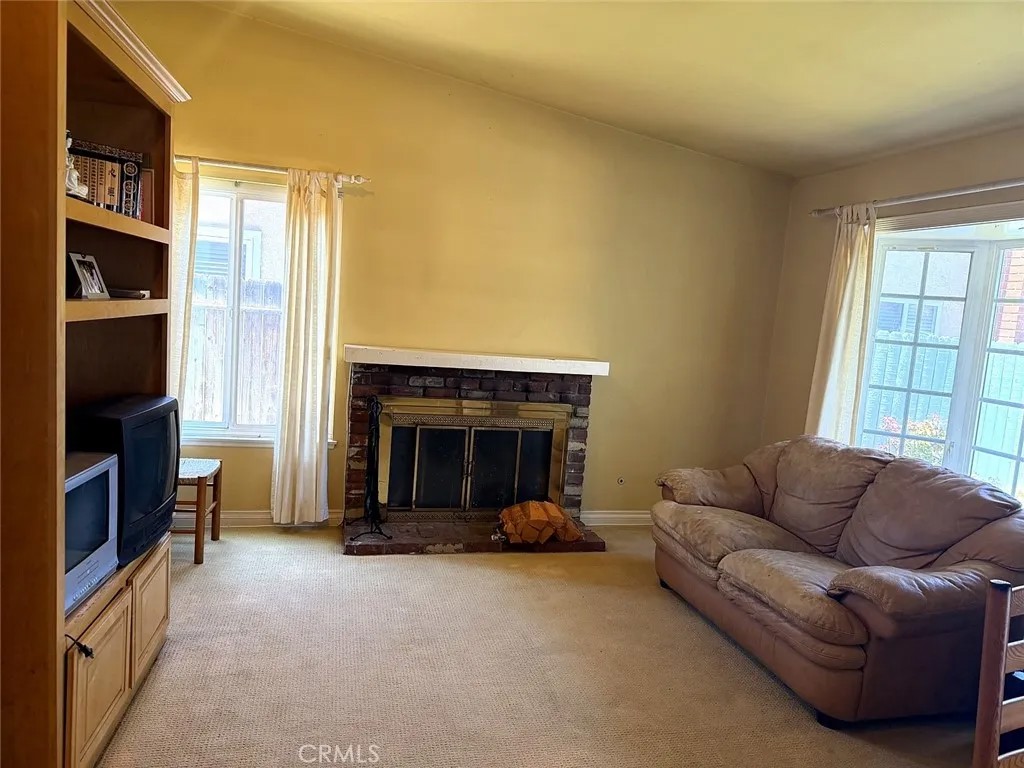 3852 Uris Ct
