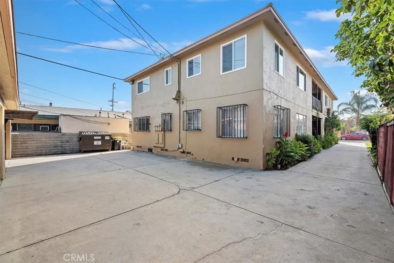 3213 Hill