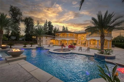 Tiny photo for 6060 N Van Ness Blvd, Fresno, CA 93711 (MLS # SC25247454)