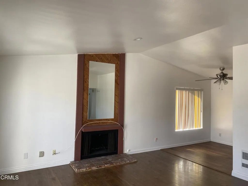 5117 Jefferson Square
