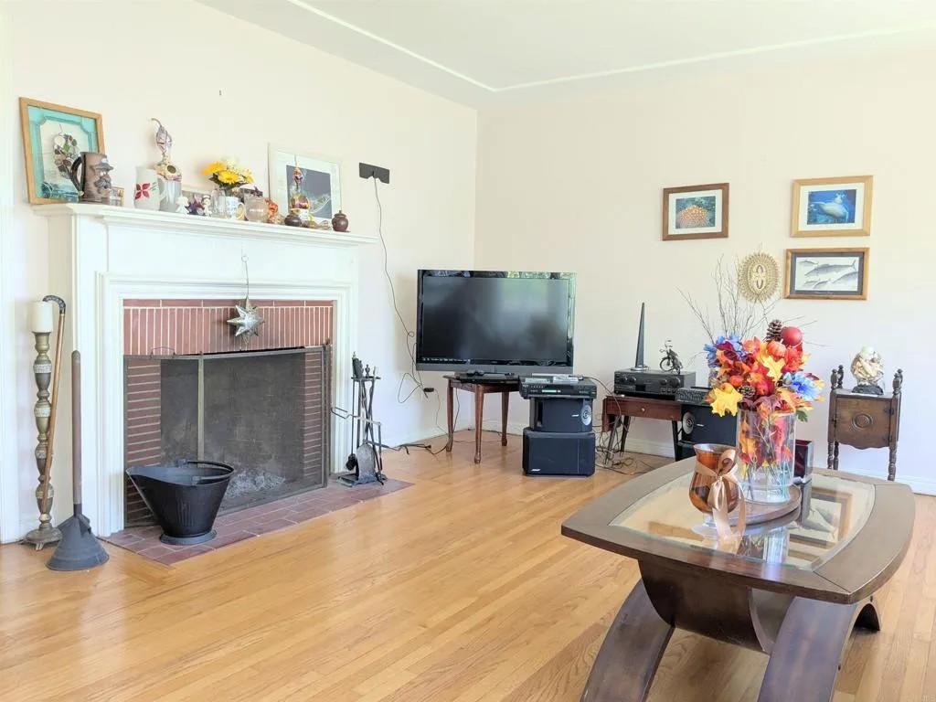 5416 Redland Place