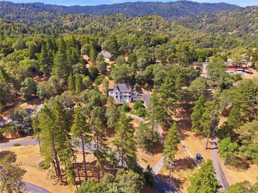 450 N Dart Canyon