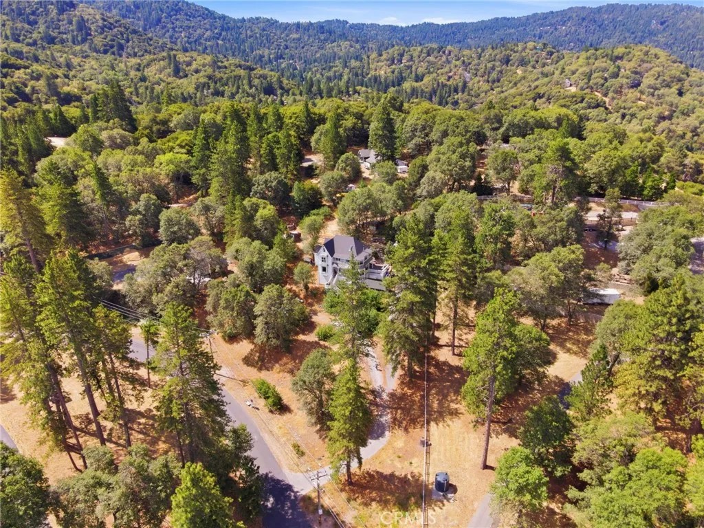 450 N Dart Canyon