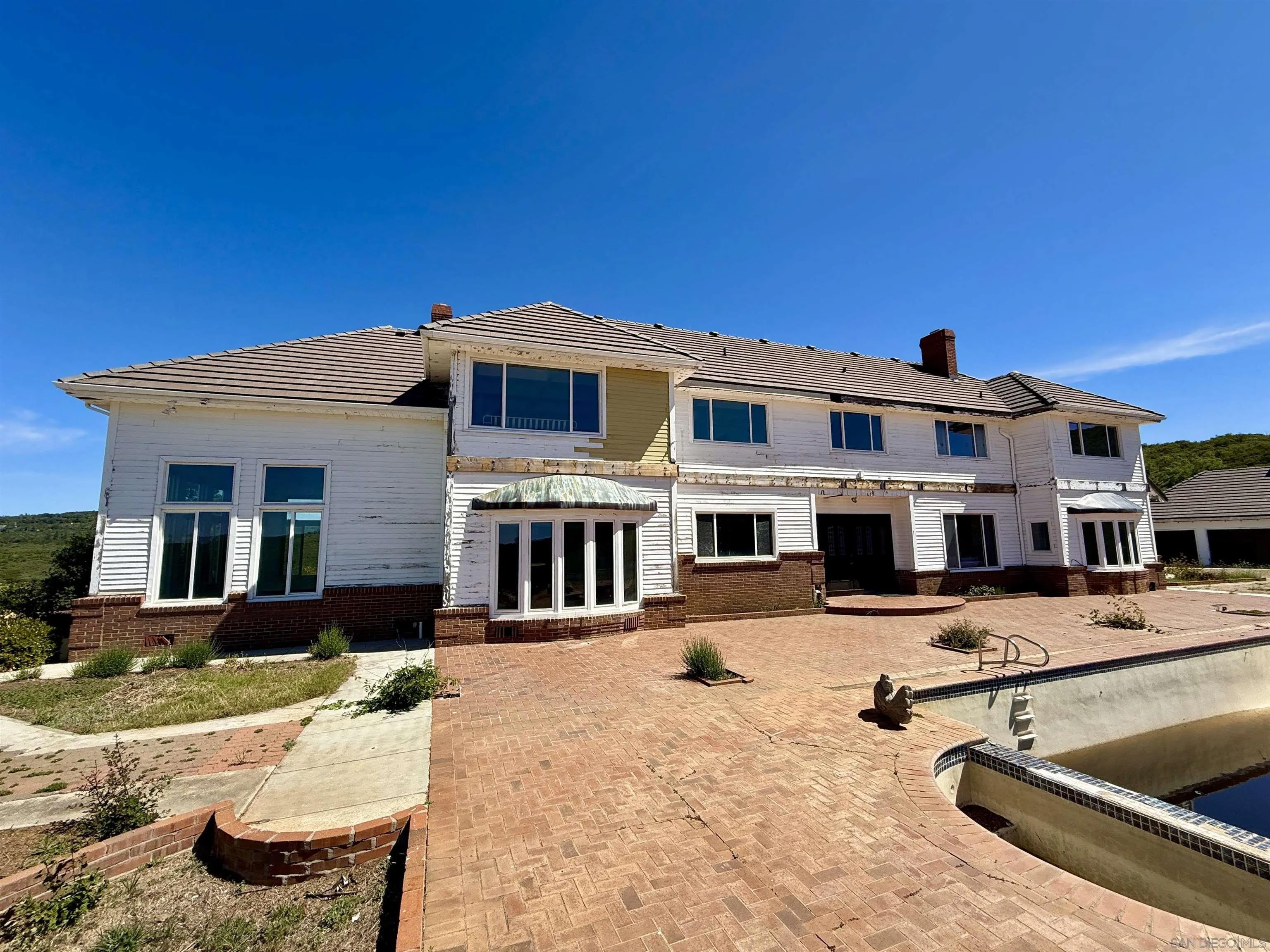 5755 Boulder Creek Rd.