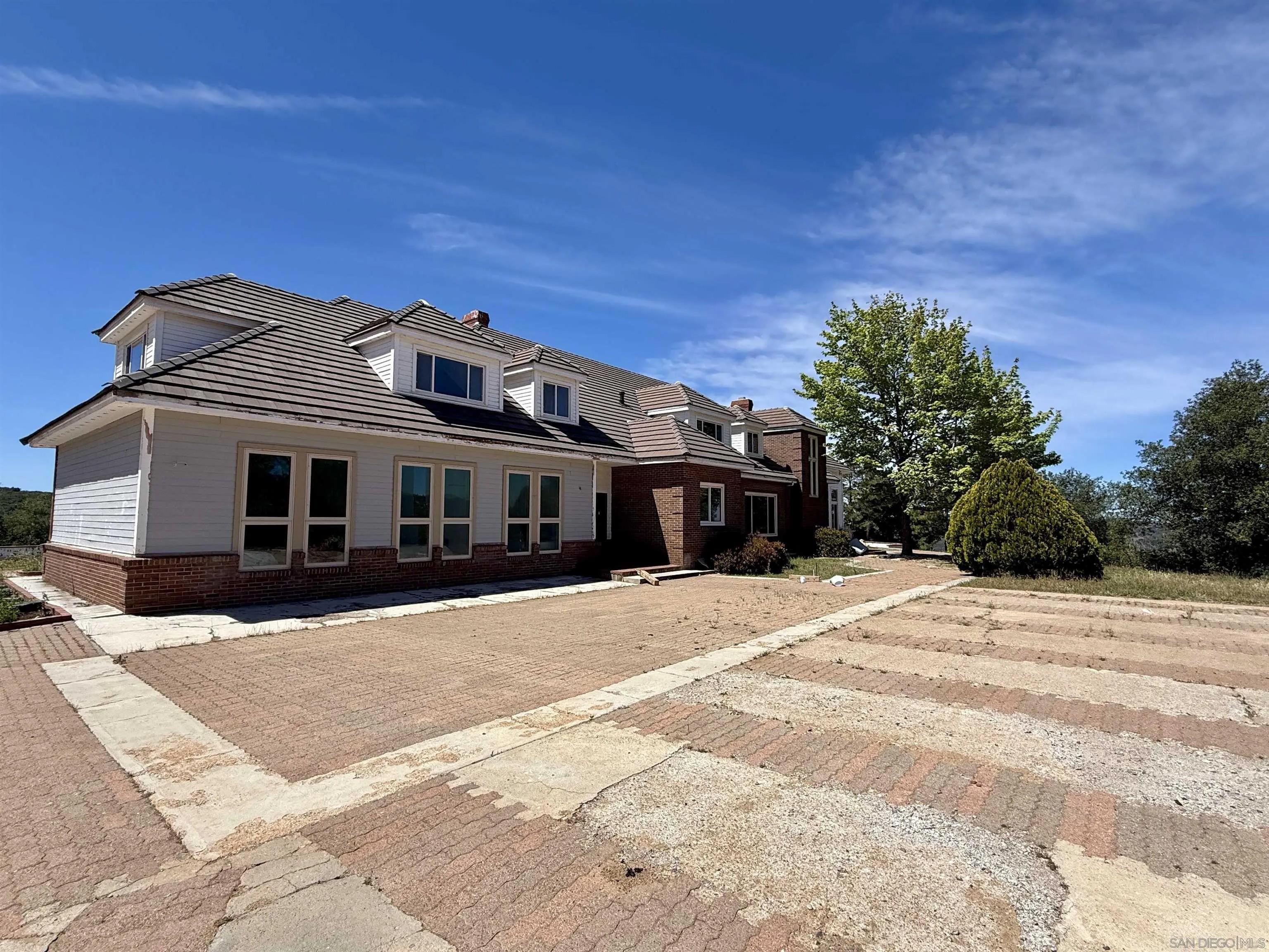 5755 Boulder Creek Rd.