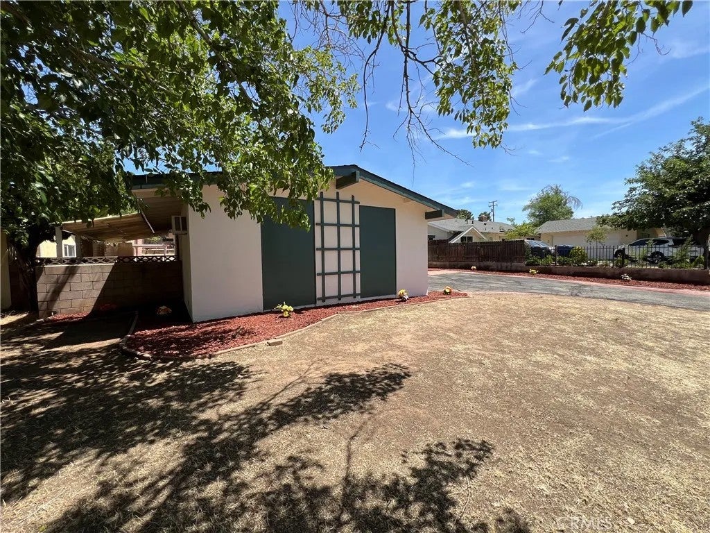 39042 Ocotillo