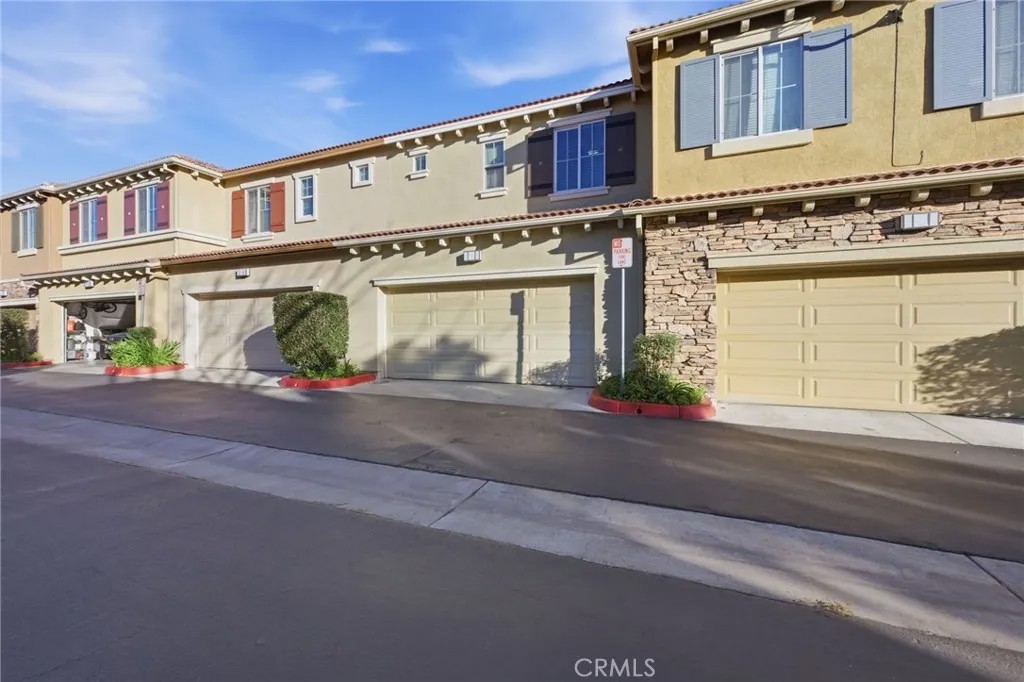 30505 Canyon Hills 2504