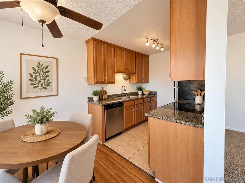 505 E Madison 85
