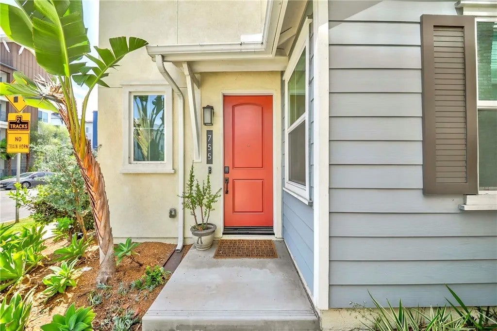 755 S Mosaic Street