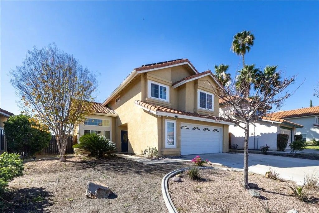 Photo of 39749 Almansa Court, Murrieta, CA 92562 (MLS # IV26027652)