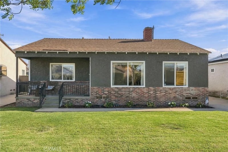 4904 W 123rd