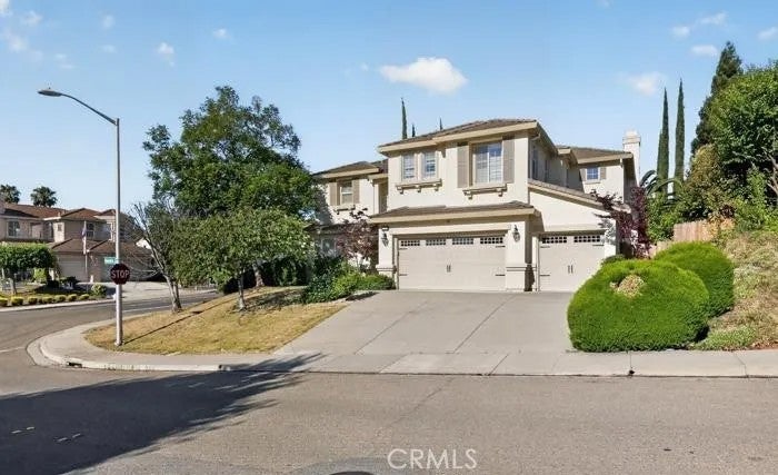 1671 Observation Way