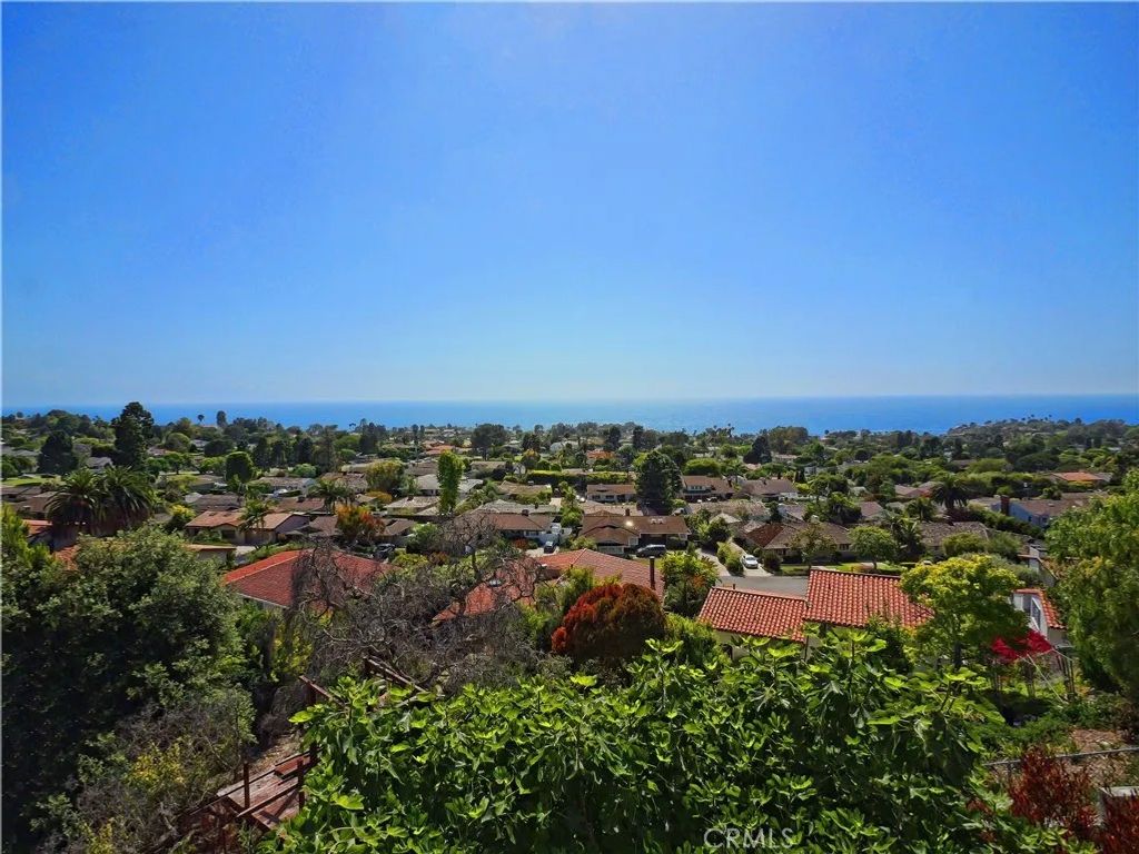 Photo of 1132 Via Zumaya, Palos Verdes Peninsula, CA 90274 (MLS # PV26094897)