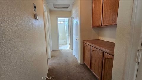 Tiny photo for 14280 Navajo Rd, Apple Valley, CA 92307 (MLS # HD25224579)
