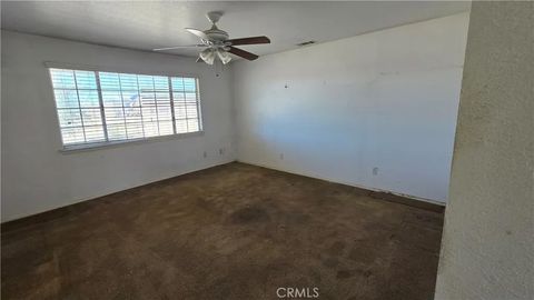 Tiny photo for 14280 Navajo Rd, Apple Valley, CA 92307 (MLS # HD25224579)