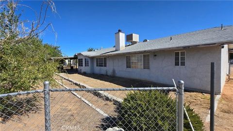 Tiny photo for 14280 Navajo Rd, Apple Valley, CA 92307 (MLS # HD25224579)