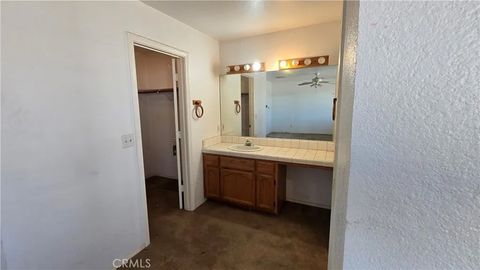 Tiny photo for 14280 Navajo Rd, Apple Valley, CA 92307 (MLS # HD25224579)