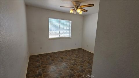 Tiny photo for 14280 Navajo Rd, Apple Valley, CA 92307 (MLS # HD25224579)