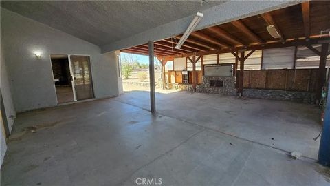 Tiny photo for 14280 Navajo Rd, Apple Valley, CA 92307 (MLS # HD25224579)