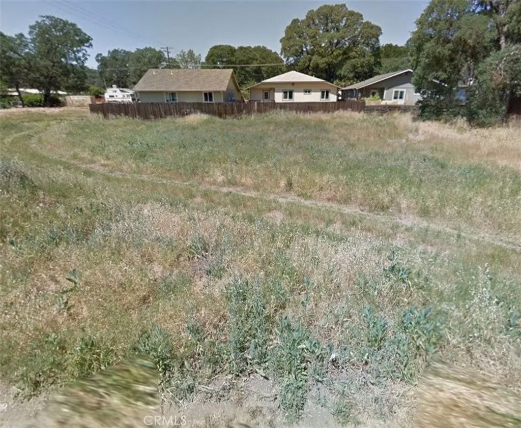 Photo of 3357 Brown St, Clearlake, CA 95422 (MLS # HD25281466)