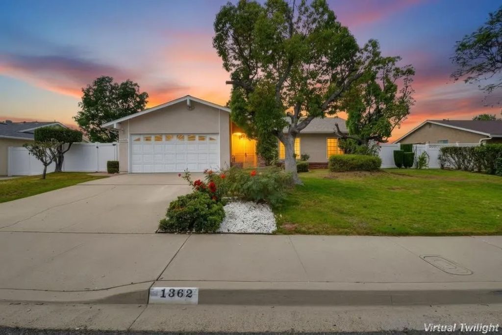 Photo of 1362 Saddleview Court, El Cajon, CA 92019 (MLS # 260012961)