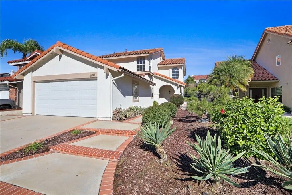 Photo of 21525 Via Pepita, Yorba Linda, CA 92886 (MLS # PW25267594)