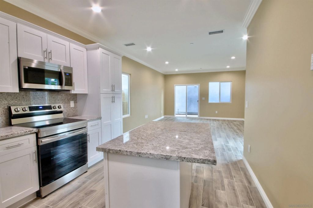 Photo of 903-5 Concepcion Ave, Spring Valley, CA 91977 (MLS # 260009116)