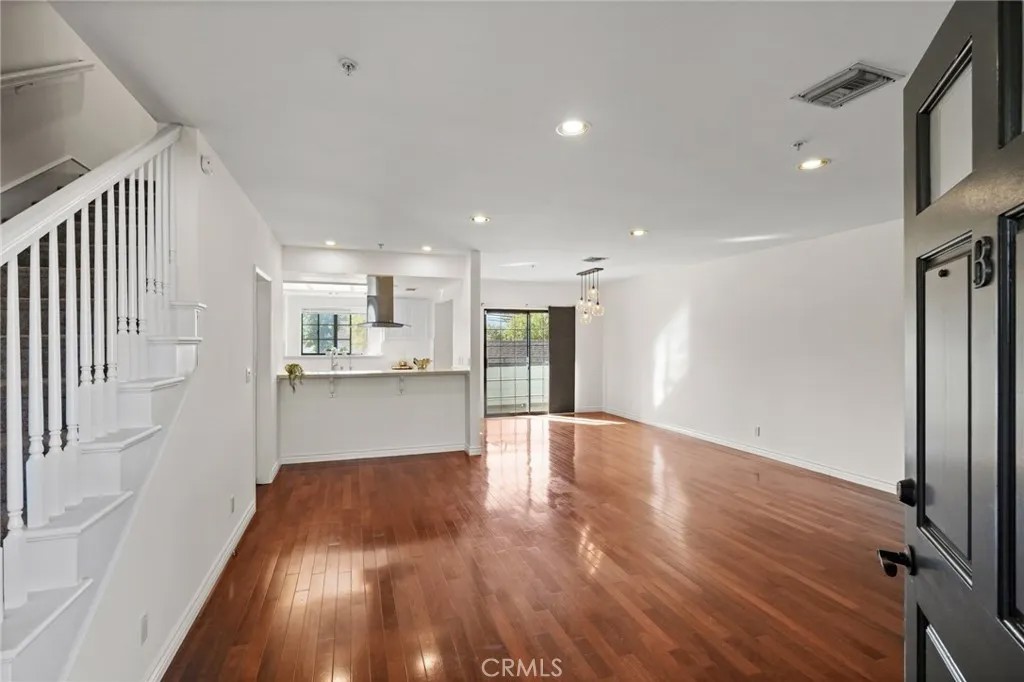 2615 Hermosa Avenue B