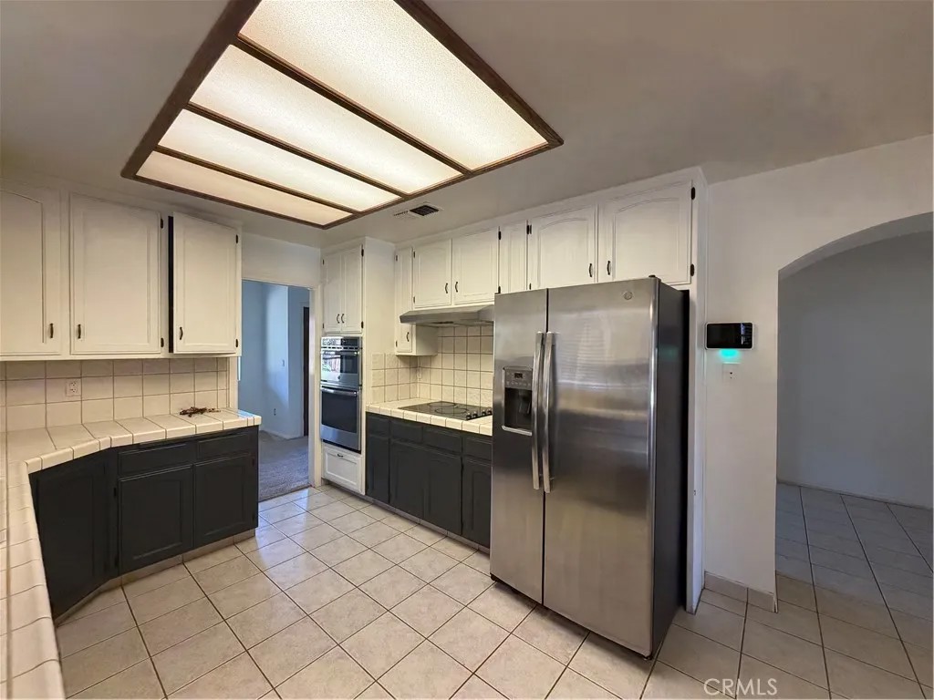 3305 Mission Hills Court