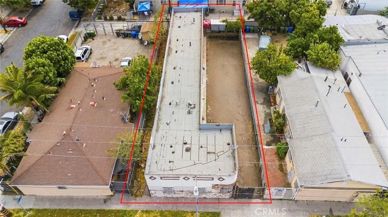 8706 Avalon