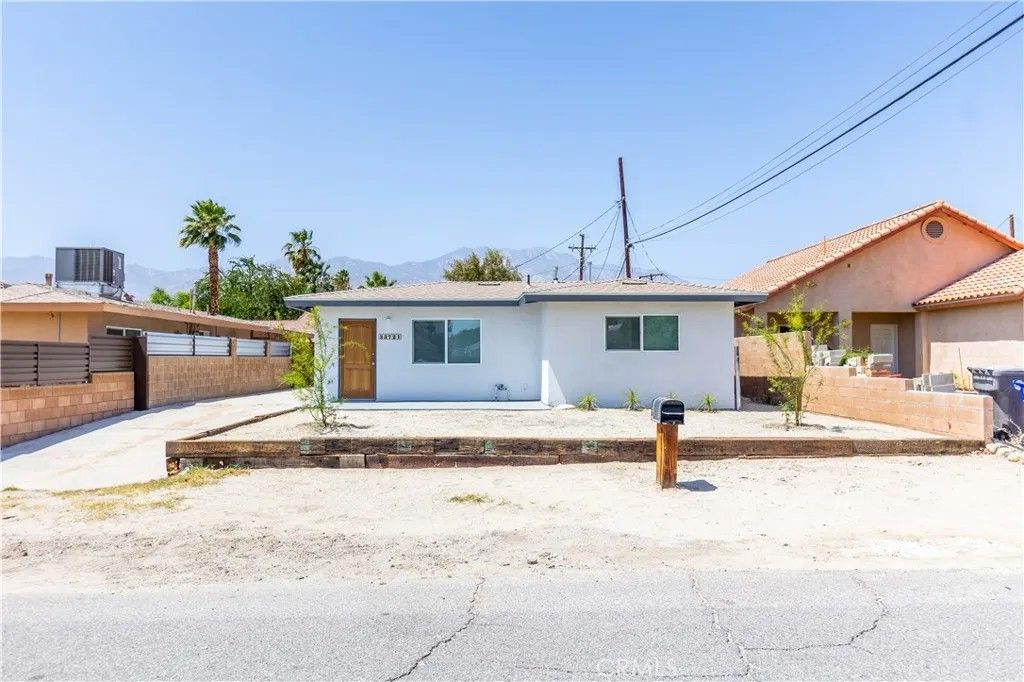 Photo of 33721 Rancho Vista, Cathedral City, CA 92234 (MLS # IV26092158)