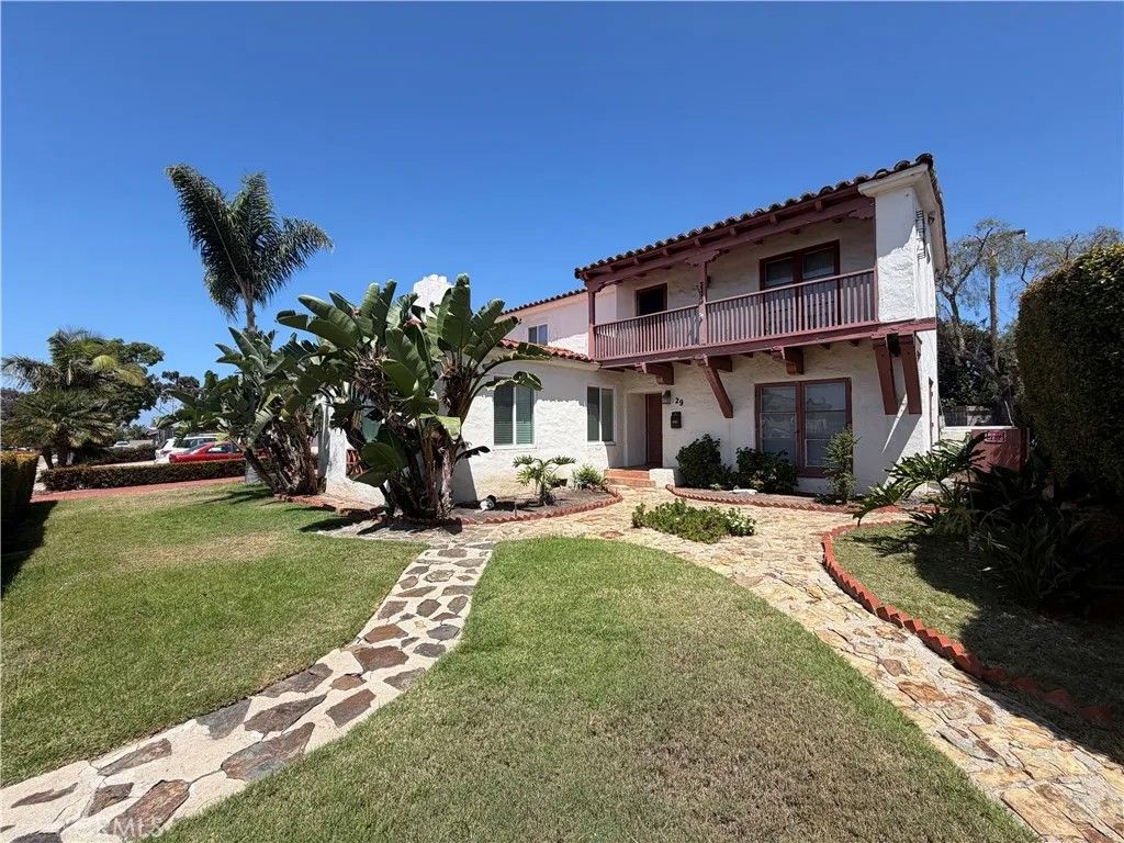 Photo of 29 L Street, Chula Vista, CA 91911 (MLS # CV26127549)