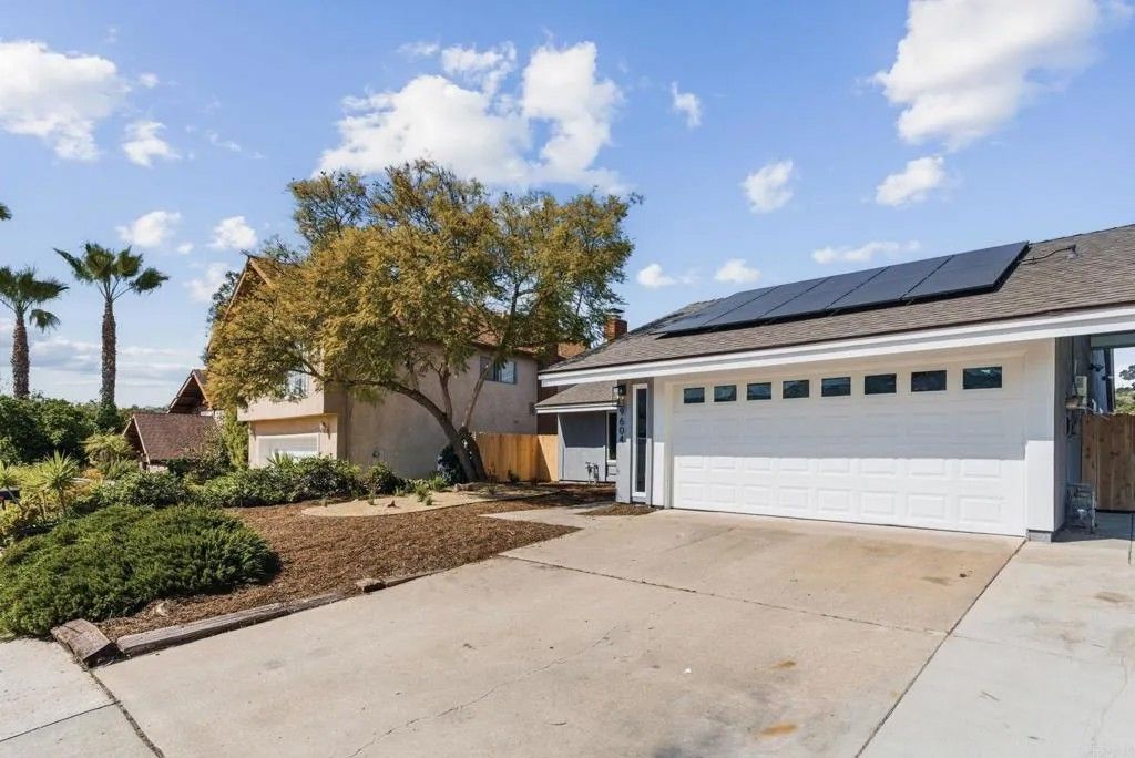 Photo of 9604 Paseo Montril, San Diego, CA 92129 (MLS # NDP2603457)