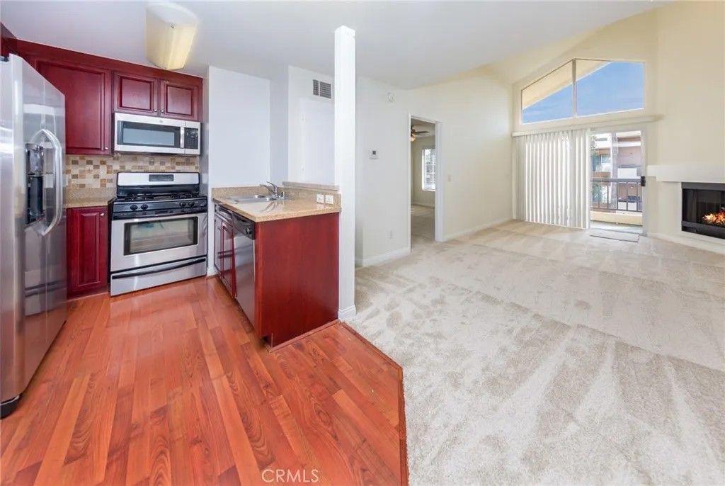 Photo of 5545 Canoga Avenue #320, Woodland Hills, CA 91367 (MLS # SR25268961)