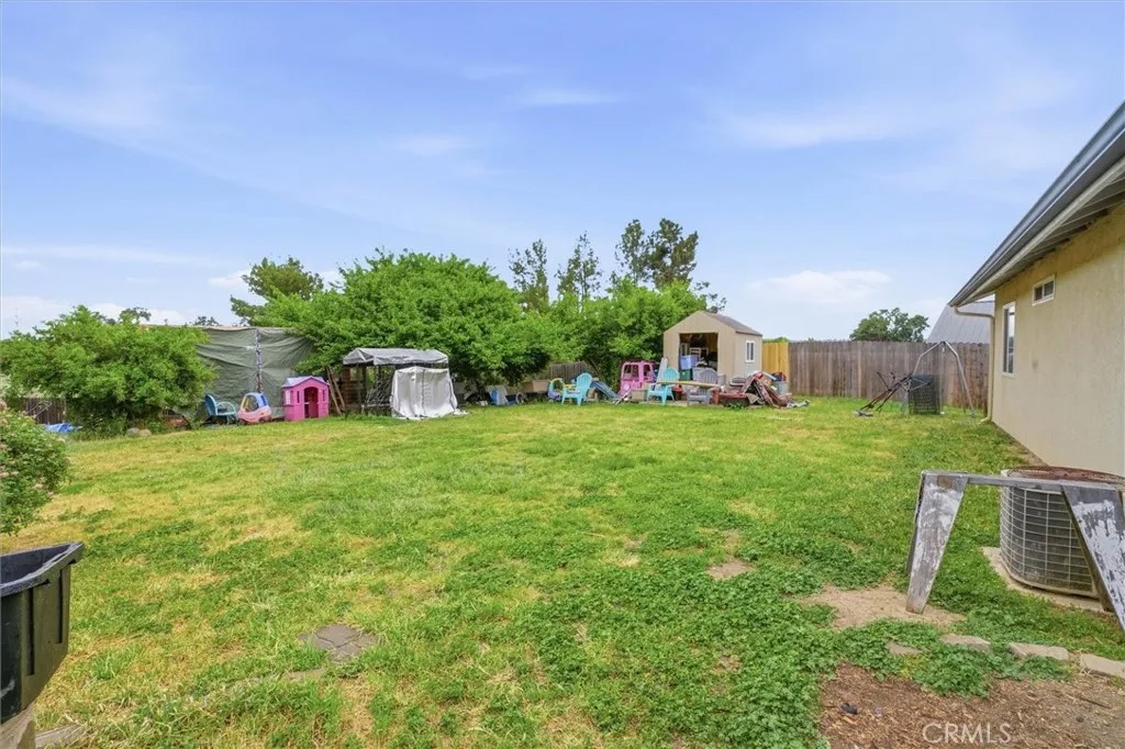 1035 Pioneer Trail
